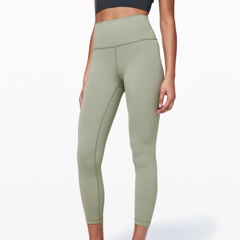 Lululemon Wunder Under leggings